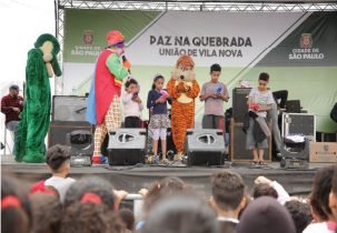Evento Paz na Quebrada, União de Vila Nova, com show de vários artistas, cortes de cabelo, assistência odontológica e muita diversão.